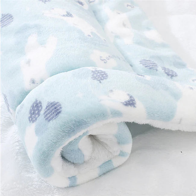 Soft Flannel Thickened Pet Soft Fleece Pad Pet Blanket Bed Mat for Puppy Dog Cat Sofa Cushion Home Rug Keep Warm Sleeping Cover