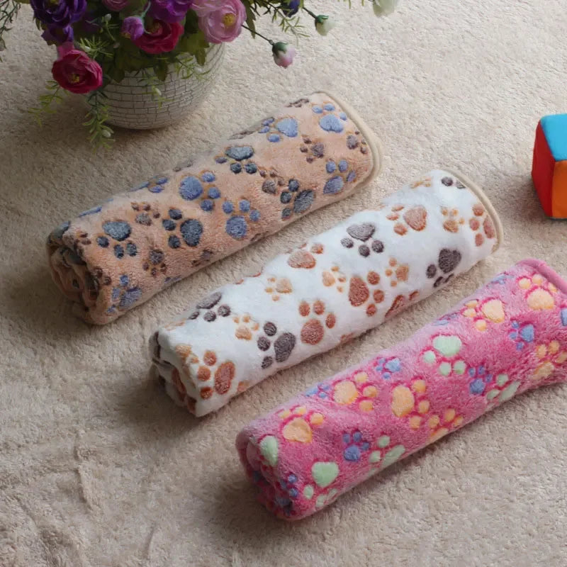 3 Sizes Cute Warm Pet Bed Mat Cover Towel Handcrafted Cat Dog Fleece Soft Blanket for Small Medium Large Dogs Puppy Pet Supplies